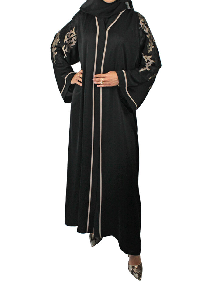 Abaya Dubai noire avec broderie en gold et noire – Image 9