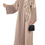 Kimono Nude avec Foulard et Ceinture