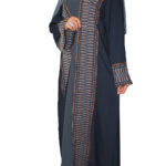 Kimono ensemble bleu nuit avec une splendide broderie