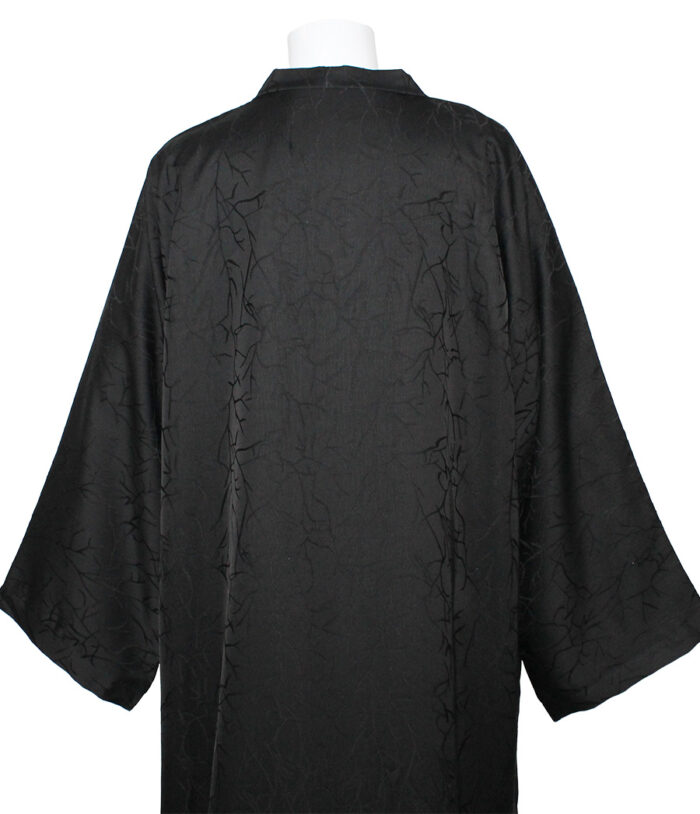 Abaya noire fluide avec un tissu