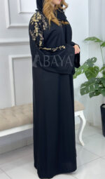 Abaya Dubai Nidah avec broderie en petites fleurs