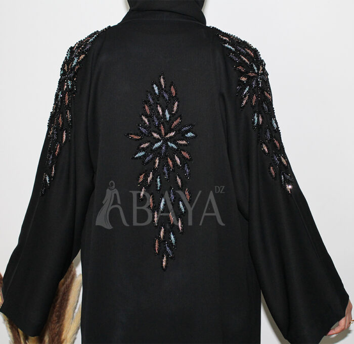 Abaya Dubai noire perlée chic et élégante