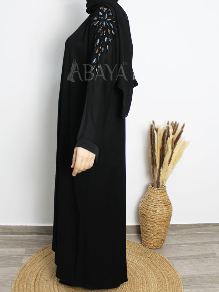 Abaya Dubai noire perlée chic et élégante