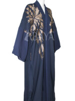 Magnifique Kimono bleu orné d’une splendide broderie