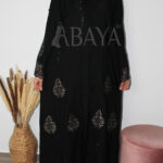 Sublime abaya avec finition en dentelle