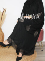 Sublime abaya avec finition en dentelle