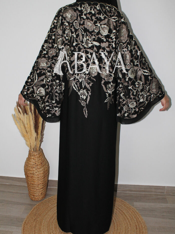 Abaya Luxe en Tissu Nida – Élégance et Fluidité pour Vos Fêtes