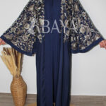 Abaya Bleu Luxe en Tissu Nida : Élégance et Confort pour Vos Fêtes