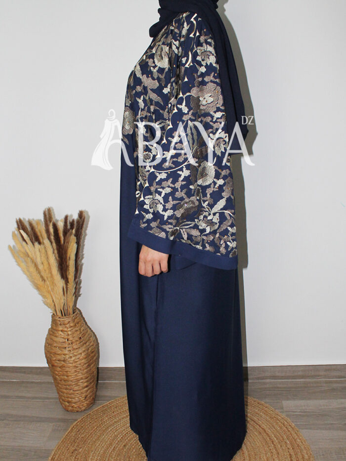 Abaya Bleu Luxe en Tissu Nida : Élégance et Confort pour Vos Fêtes
