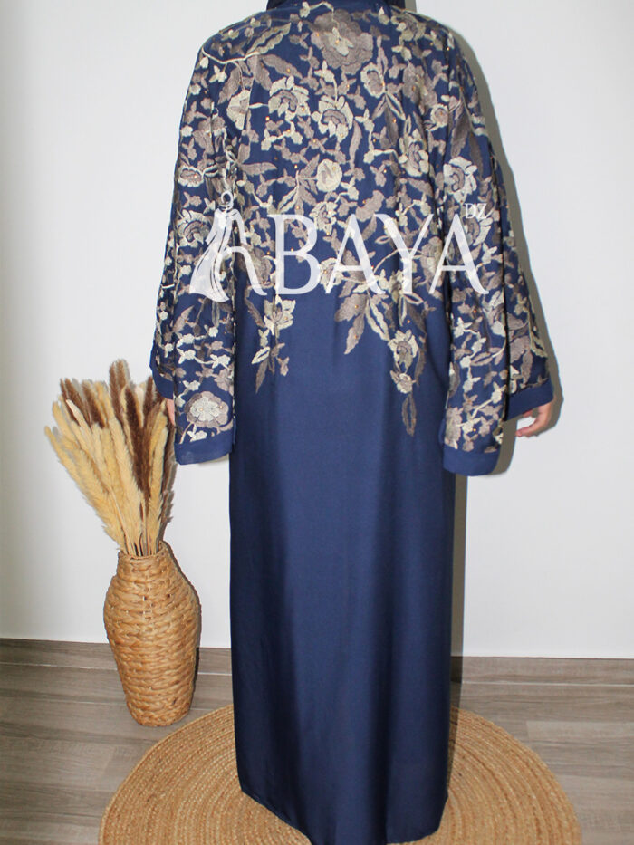 Abaya Bleu Luxe en Tissu Nida : Élégance et Confort pour Vos Fêtes