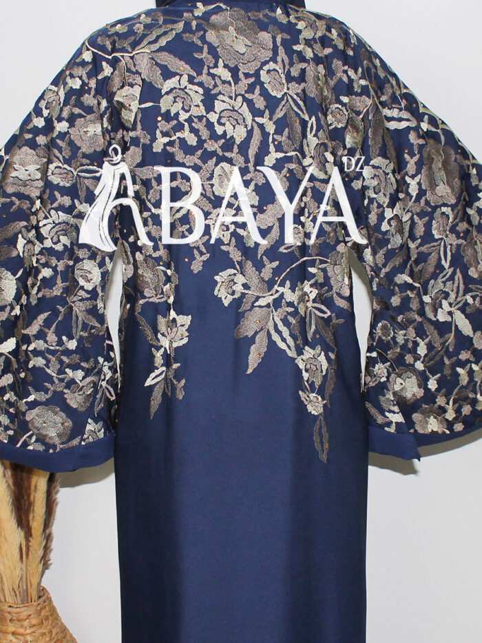 Abaya Bleu Luxe en Tissu Nida : Élégance et Confort pour Vos Fêtes