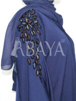 Abaya Bleu Luxe en Tissu ZOOM avec Perles
