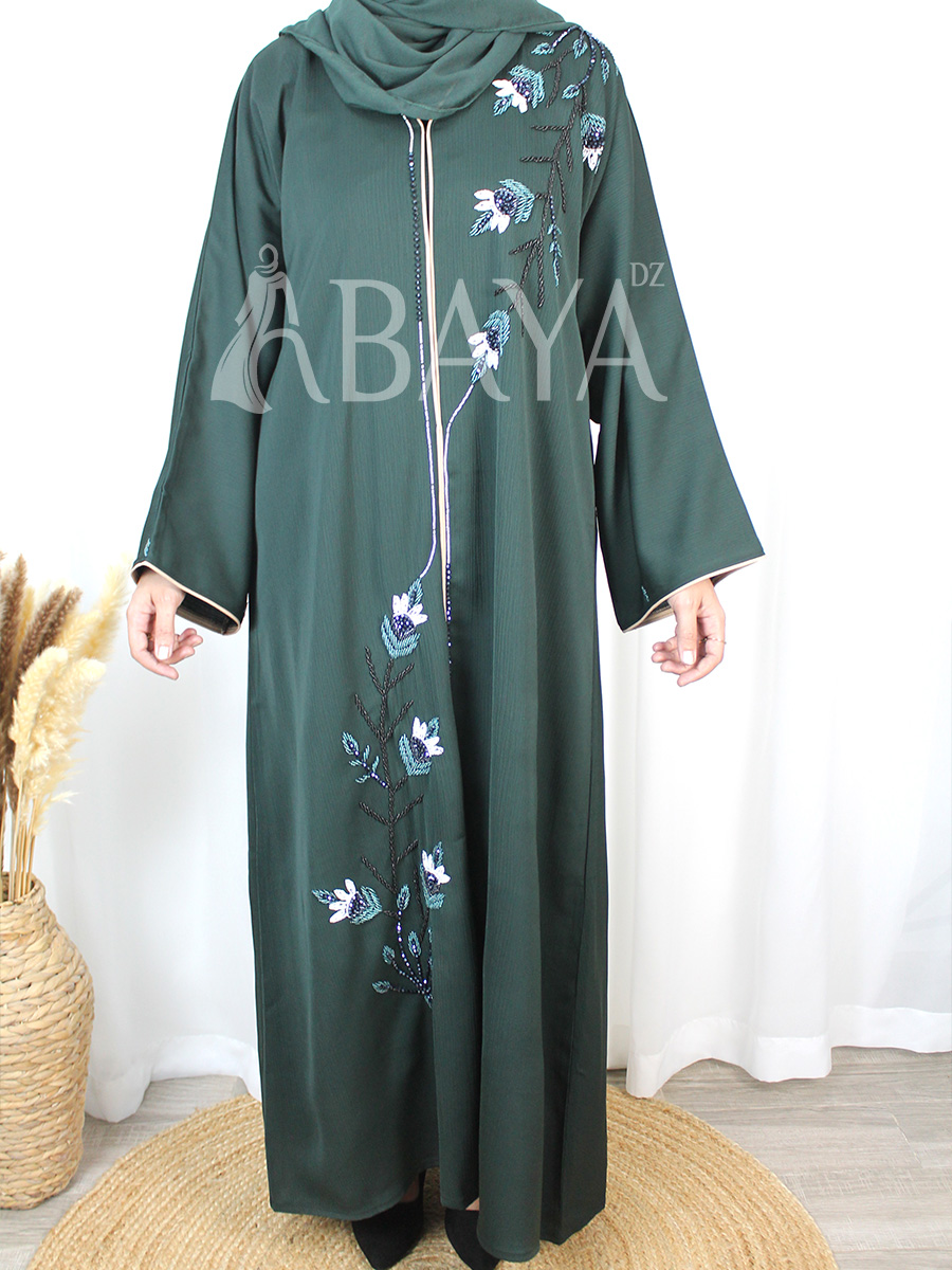Abaya Perlée de Dubai en vert - Confort et Raffinement Abaya Perlée de Dubai en vert - Confort et Raffinement