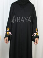 Abaya Dubai avec Manches Ornées de Perles en Forme de Fleurs