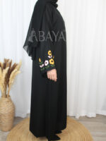 Abaya Dubai avec Manches Ornées de Perles en Forme de Fleurs