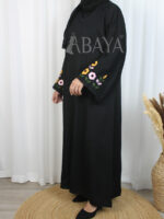 Abaya Dubai avec Manches Ornées de Perles en Forme de Fleurs