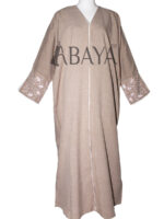 Abaya Élégante en Beige avec Broderies Florales