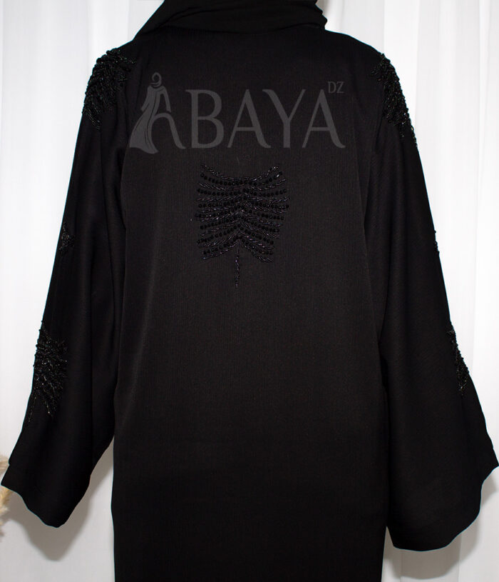 Abaya Noire Élégante avec Perles sur les Épaules, les Manches et le Dos