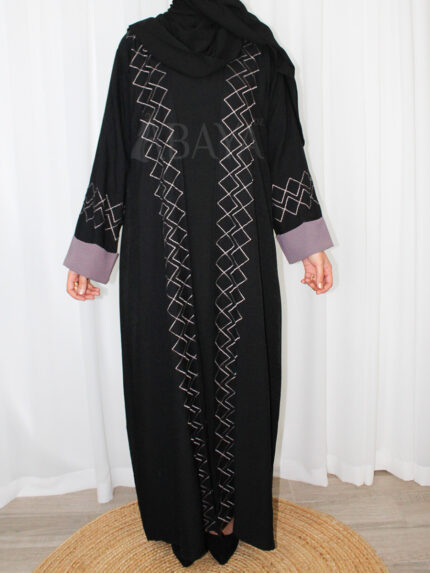 Kimono ensemble élégant aux motifs mauves