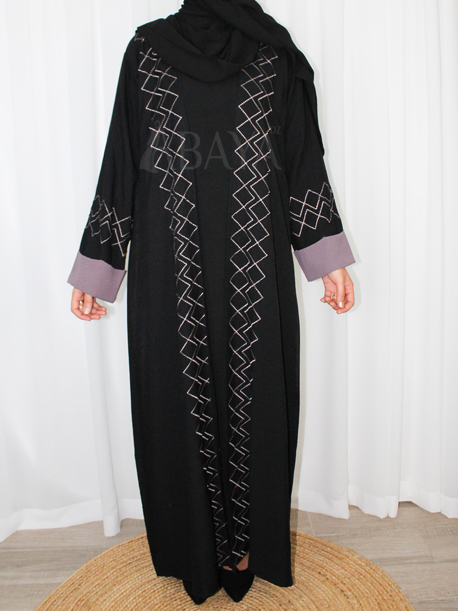 Kimono ensemble élégant aux motifs mauves