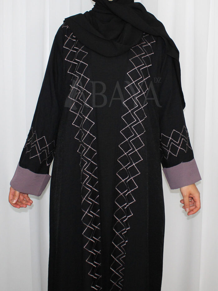 Kimono ensemble élégant aux motifs mauves