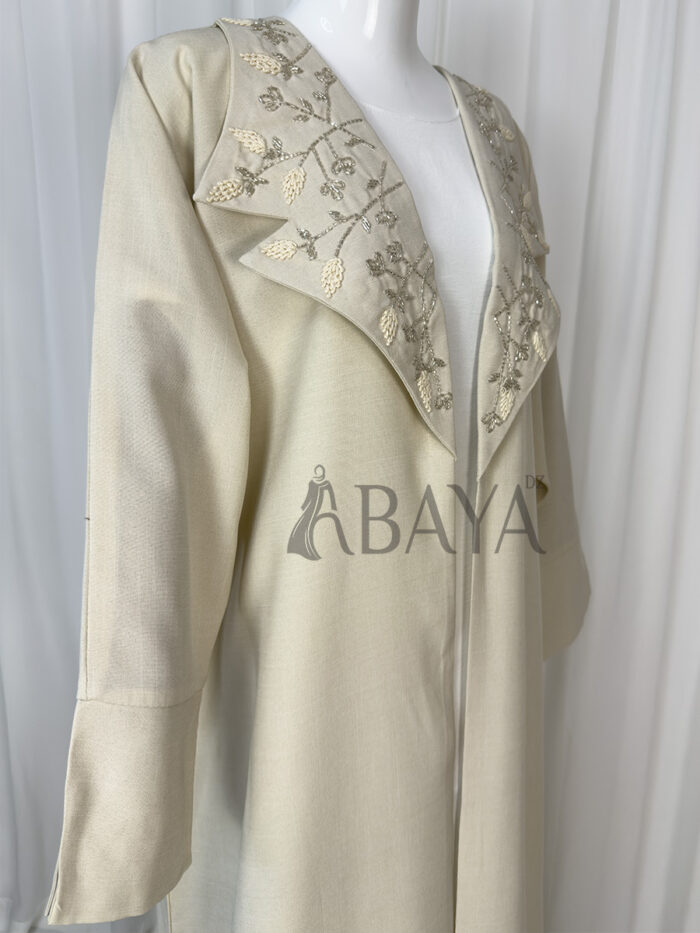 Abaya kimono deux pièces ornée de perles avec robe intérieure