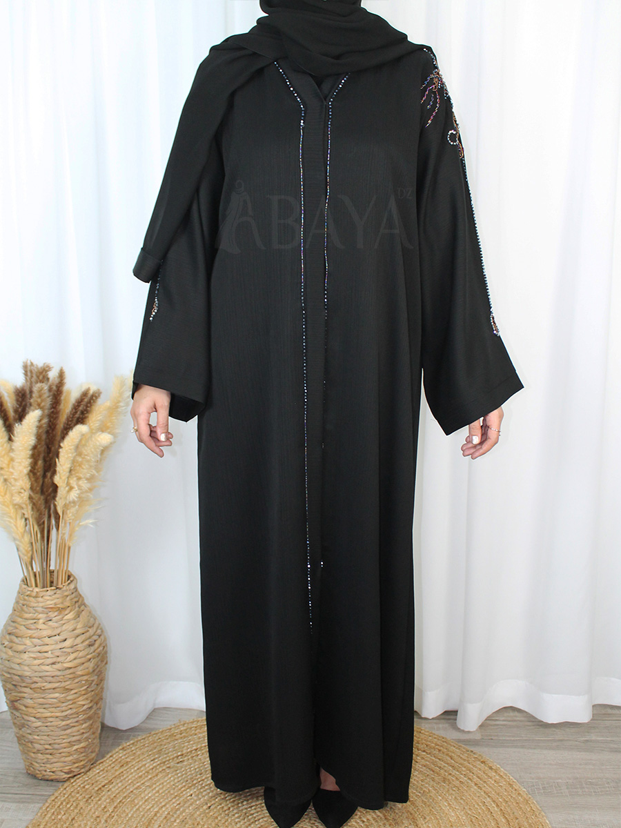 Abaya Noire avec Détails Perlés : L’Essence du Raffinement