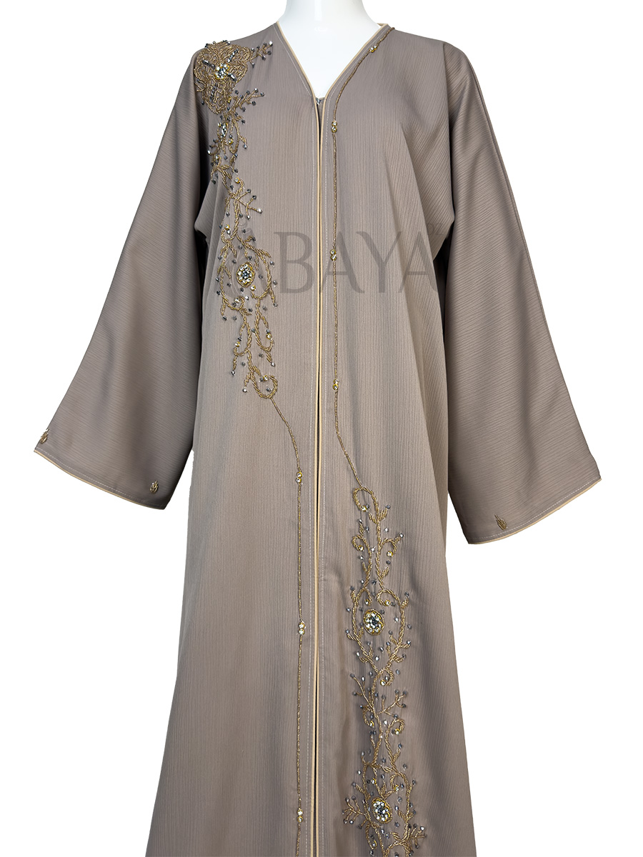 Abaya en beige Perlée – Élégance & Luxe Intemporel