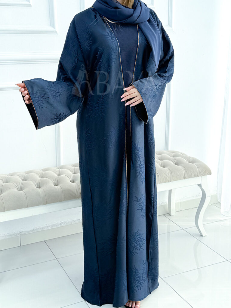 Abaya Kimono Dubai avec Robe en Bleu : Simplicité et Élégance Intemporelle