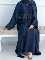Abaya Kimono Dubai avec Robe en Bleu : Simplicité et Élégance Intemporelle