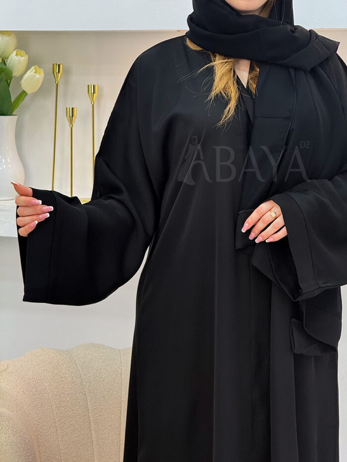 Abaya Noire Classique en Nidah Soyeux – Image 5