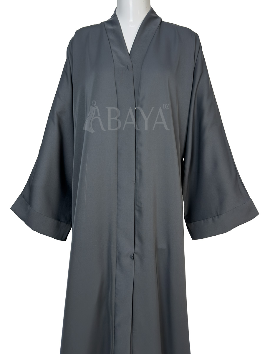 Abaya Classique Gris en Nidah Soyeux Abaya Classique Gris en Nidah Soyeux