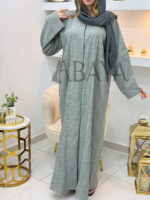 Abaya grise élégante ornée de perles délicates