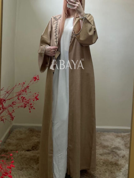 Abaya kimono deux pièces avec détails perlés élégants