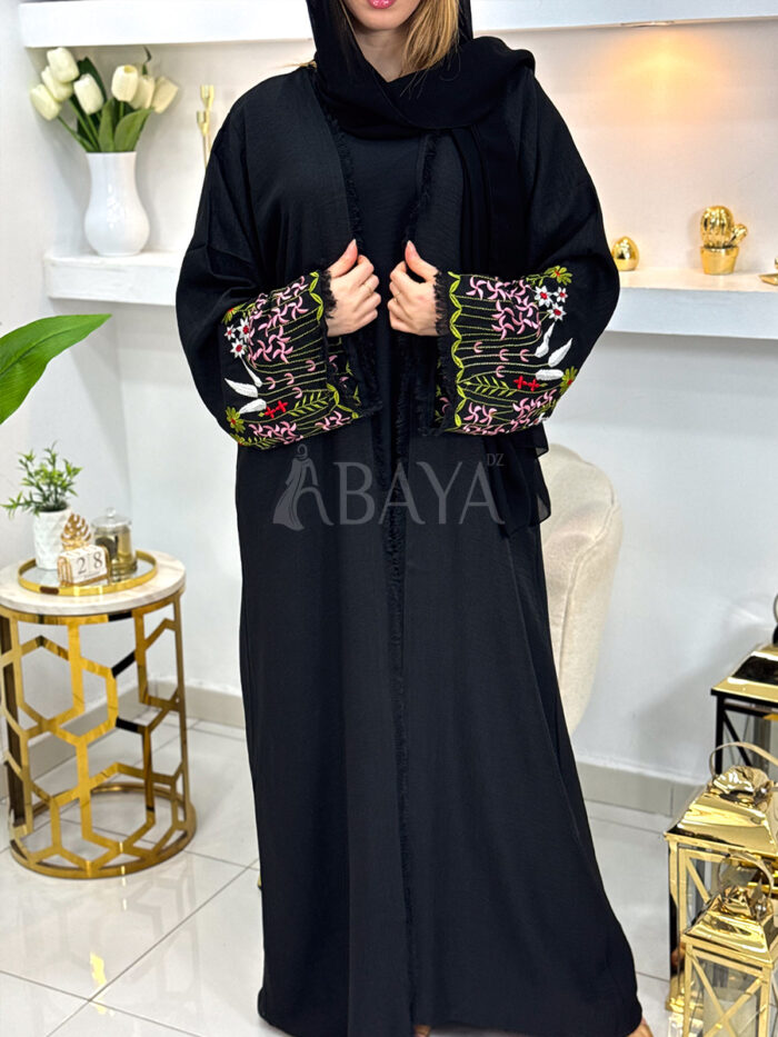 Abaya Kimono 2 Pièces Noire avec Broderies Florales – Image 2