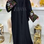 Abaya Kimono 2 Pièces Noire avec Broderies Florales