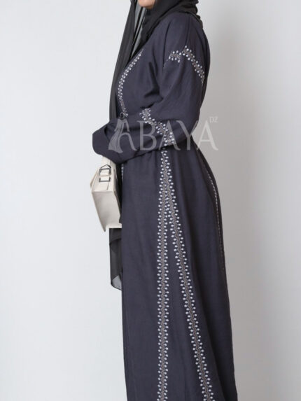 Abaya ensemble deux pièces avec broderies élégantes