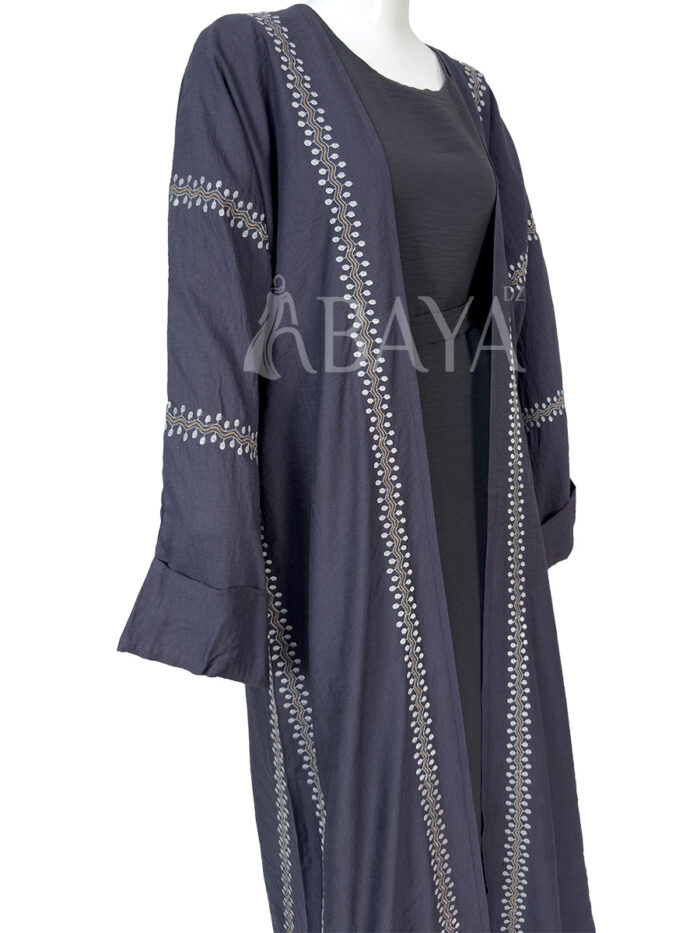 Abaya ensemble deux pièces avec broderies élégantes