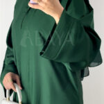 Abaya Verte en Nidah Soyeux – Simple et Confort