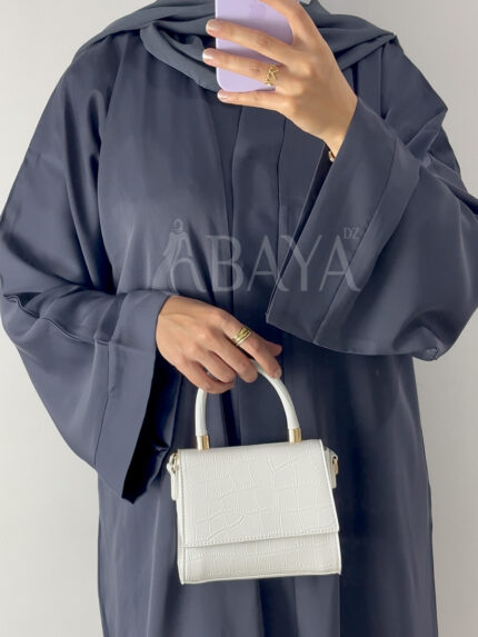 Abaya Gris Foncé en Nidah Soyeux – Simple et Confort