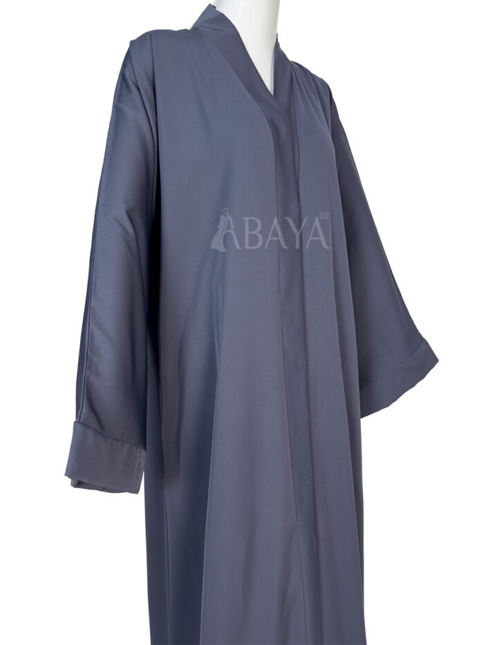 Abaya Gris Foncé en Nidah Soyeux – Simple et Confort