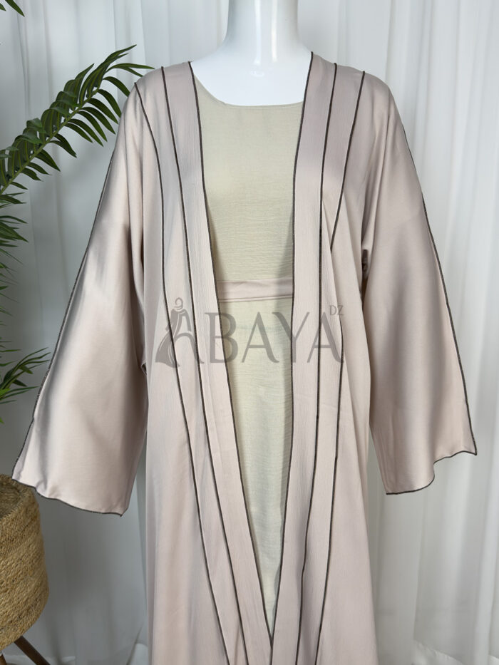 Abaya Ensemble Réversible à double face avec Robe en Beige : simplicité et élégance – Image 3